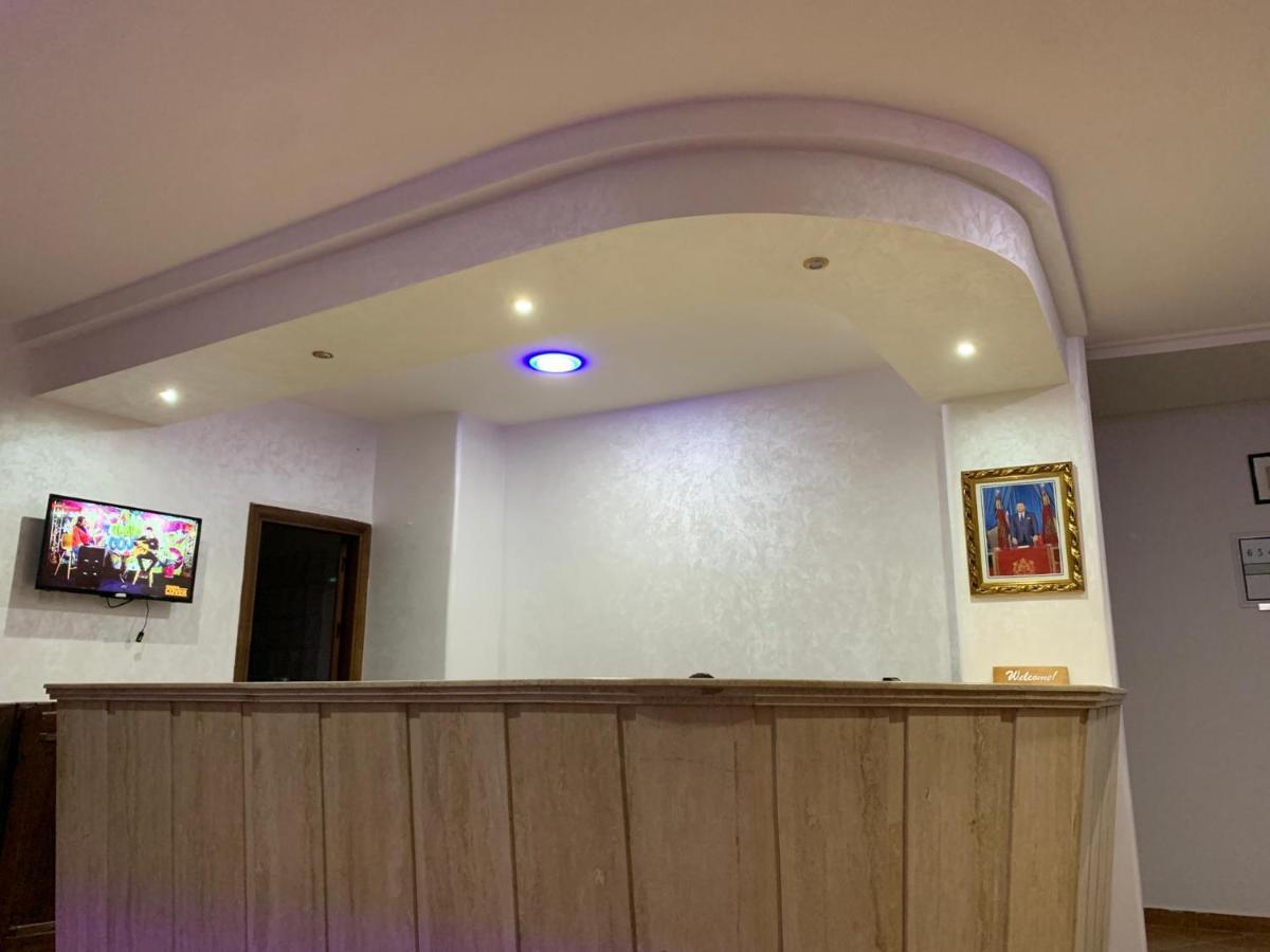 Studio De Luxe Avec Piscine Tétouan Buitenkant foto
